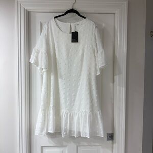 Elegant White Midi Dress with Ruffle Details